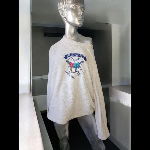 harry potter hogwarts fuzzy white sweater womens 3xl - Picture 1 of 2